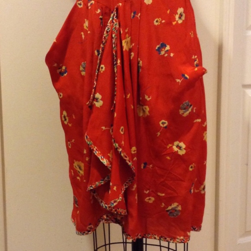 Spring dress - Picture 4 of 4